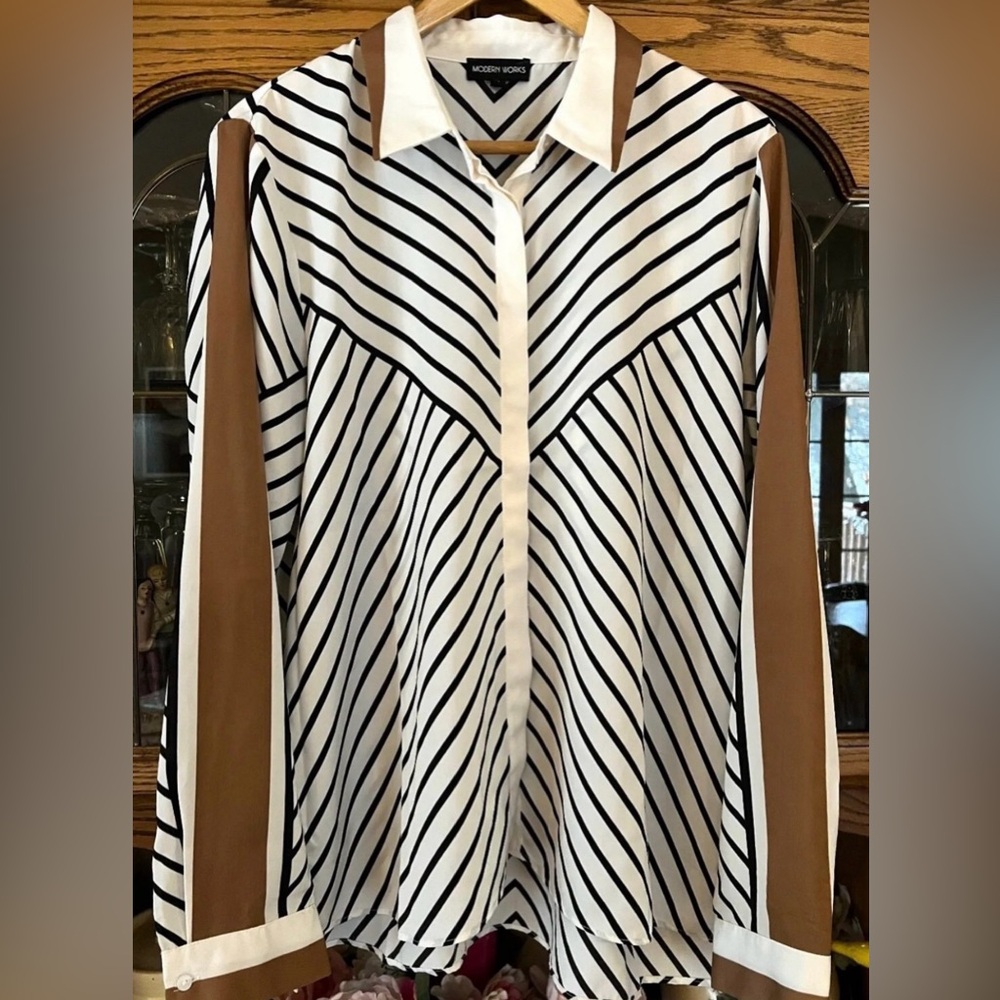 MODERN WORKS Striped Set - Picture 2 of 8